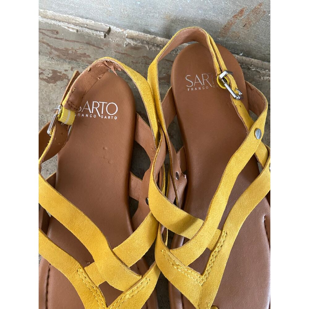 Franco Sarto golden yellow suede toe post sandal - Picture 10 of 11